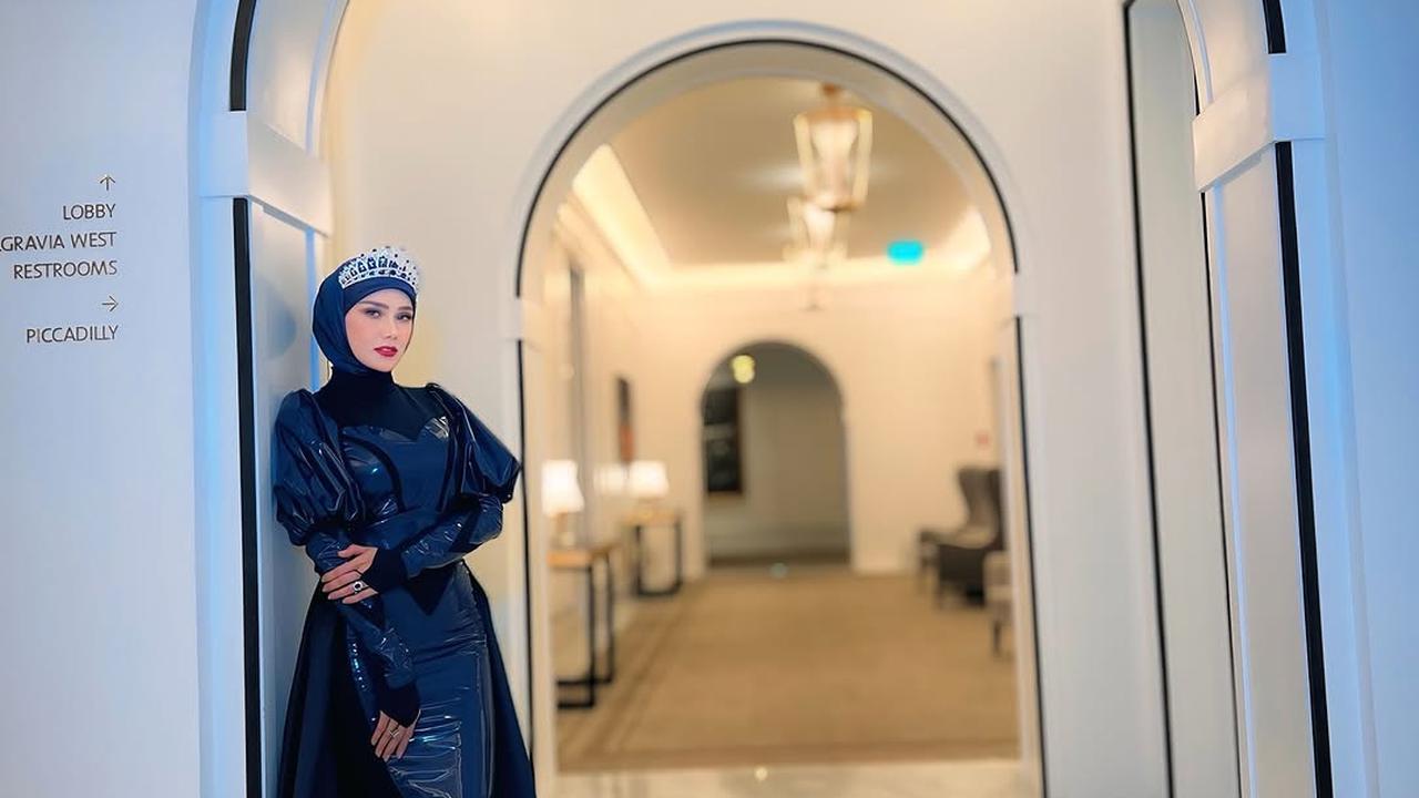 Potret Terbaru Mulan Jameela Ala Princess, Netizen: Kayak Barbie Dihijabin