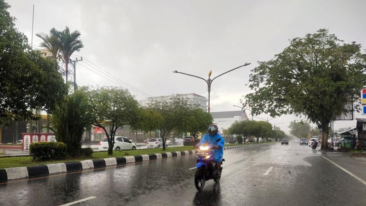 BMKG Imbau Waspada Cuaca Ekstrem Kalteng: Hujan Lebat dan Angin Kencang Diprediksi Hingga Sepekan
