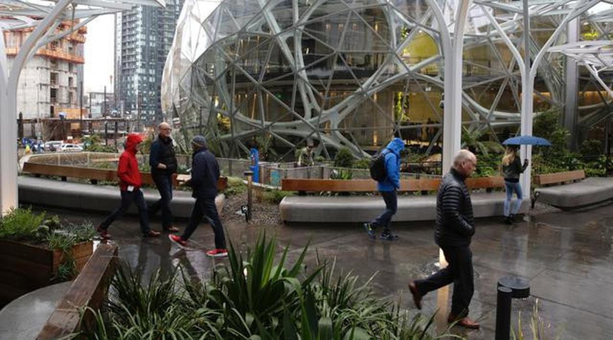 Amazon PHK 14 Ribu Karyawan Imbas Investasi di AI