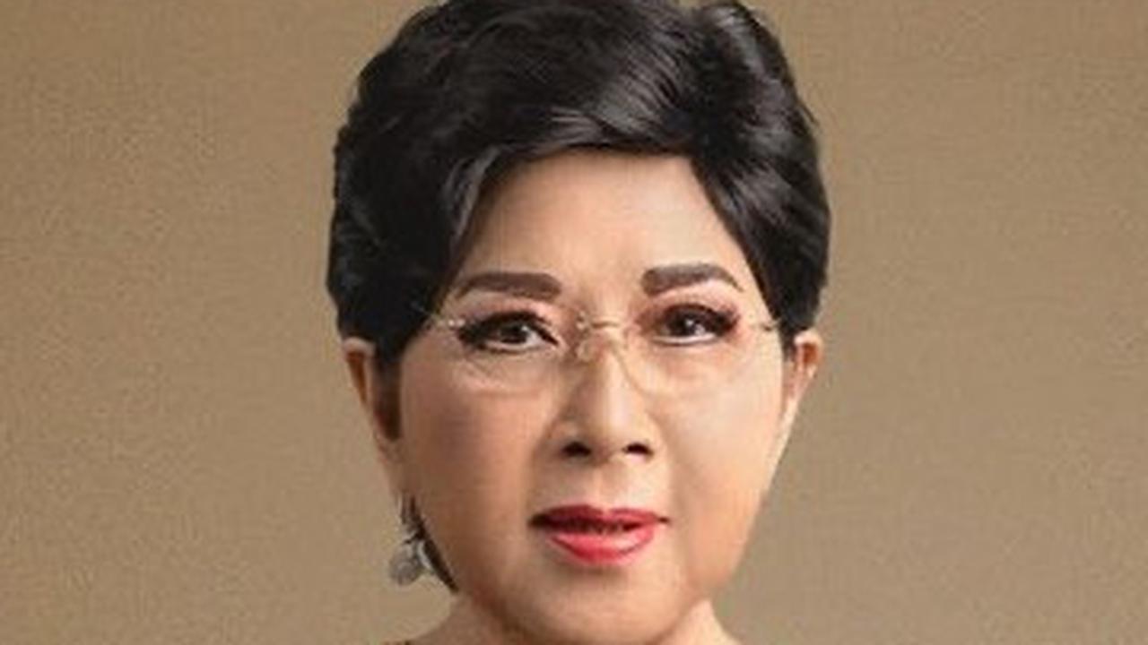 Rilis Album Legacy: Greatest Hits di Usia 86 Tahun, Ini Pesona Titiek Puspa yang Tak Pernah Pudar