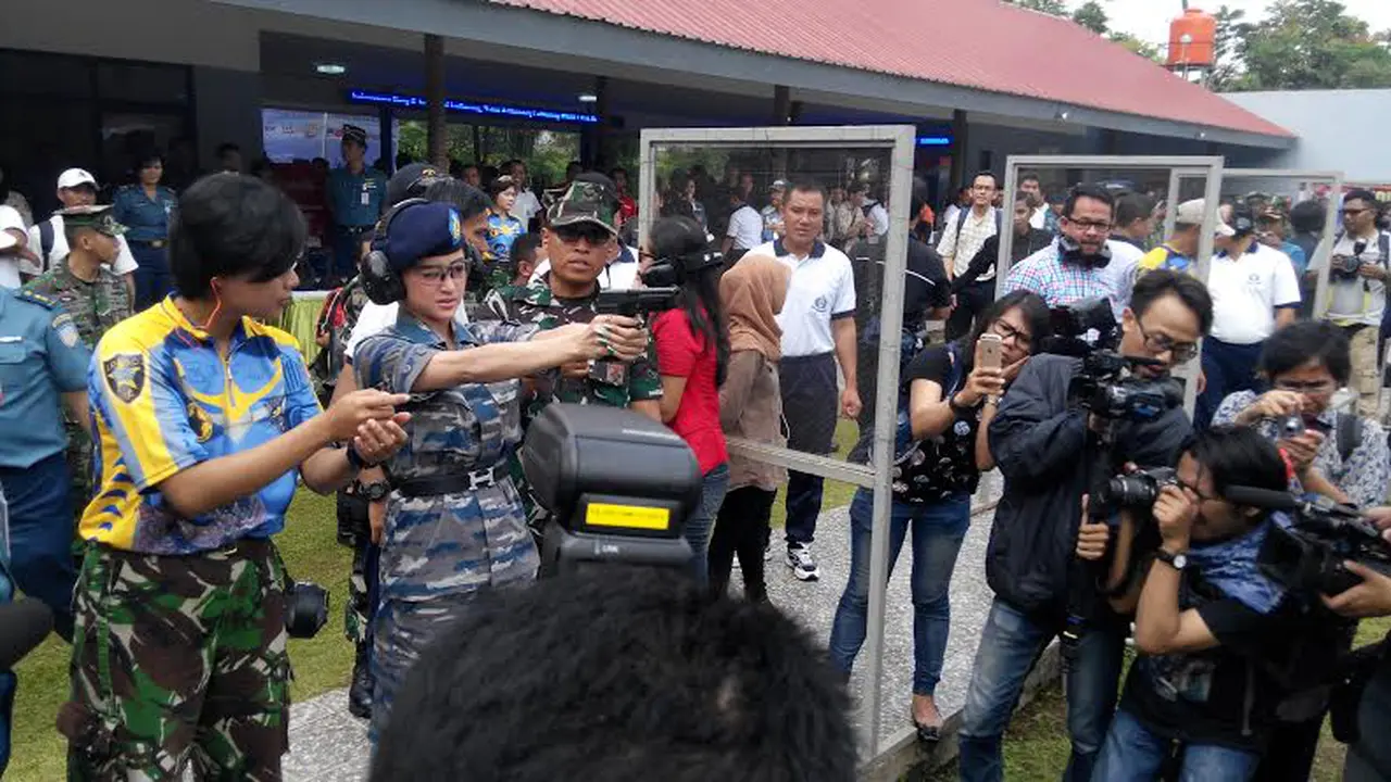 Butuh Publik Figure, TNI AL Tunjuk Dewi Persik Jadi Duta Bahari?