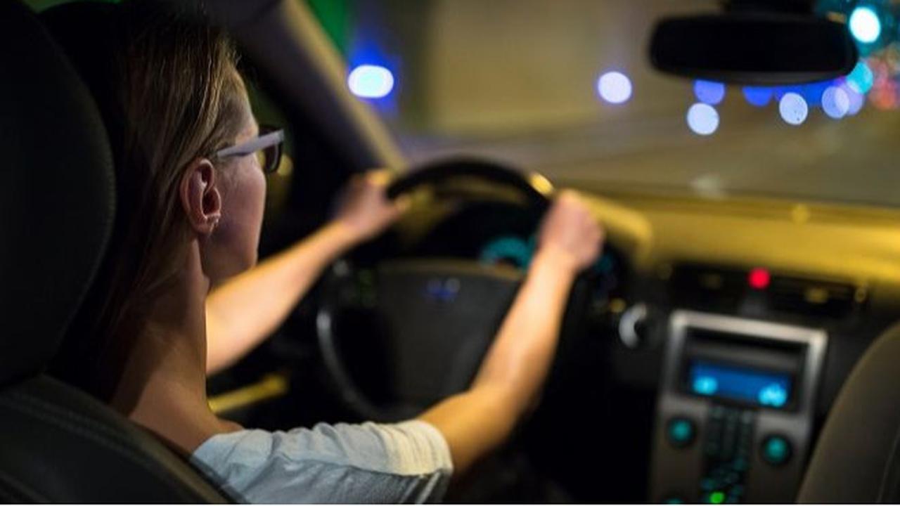Metode Ampuh untuk Mengatasi Bau Apek di Mobil Anda