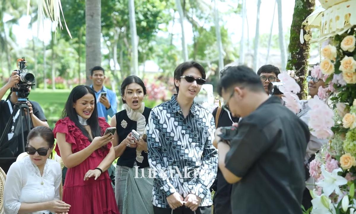 4 Tahun Dipacari Ari Irham, Taskya Namya Tangkap Buket Melati Luna Maya - Diminta Segera Menikah