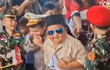 Viral Bocah 'Gemoy' Mirip Prabowo Goyang Oke Gas di Karnaval Agustusan Curi Perhatian Sekpri Presiden: Ada Kontaknya?