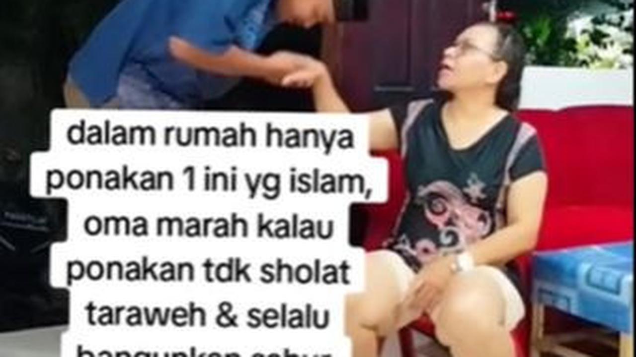 Sebuah keluarga yang diketahui memiliki keturunan Gorontalo-Papua viral usai membagikan momen saat seorang anggota keluarganya yang beragama muslim baru saja pulang dari tarawih.<br>