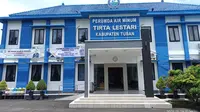 Kantor PDAM Tuban. (Adirin/Liputan6.com)