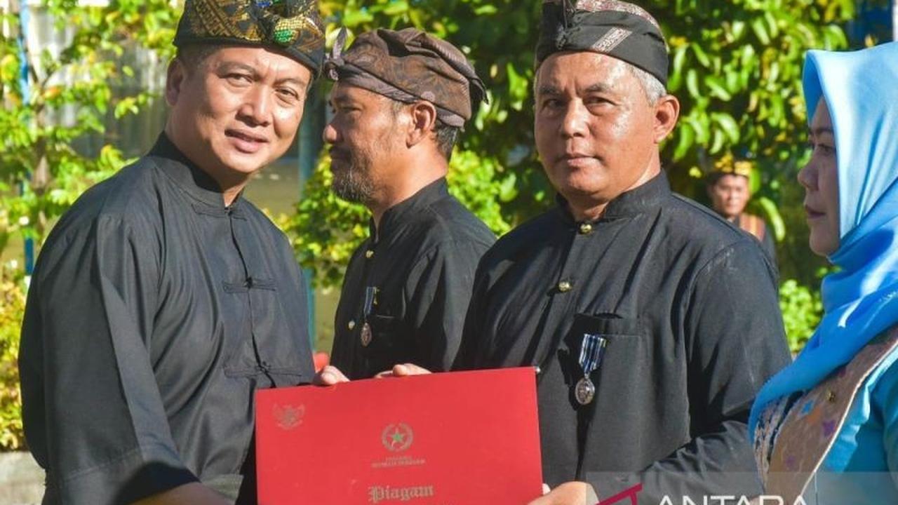 Gubernur NTB Tambah Insentif 1.759 Guru PPPK, Kado Hardiknas Tingkatkan Kesejahteraan