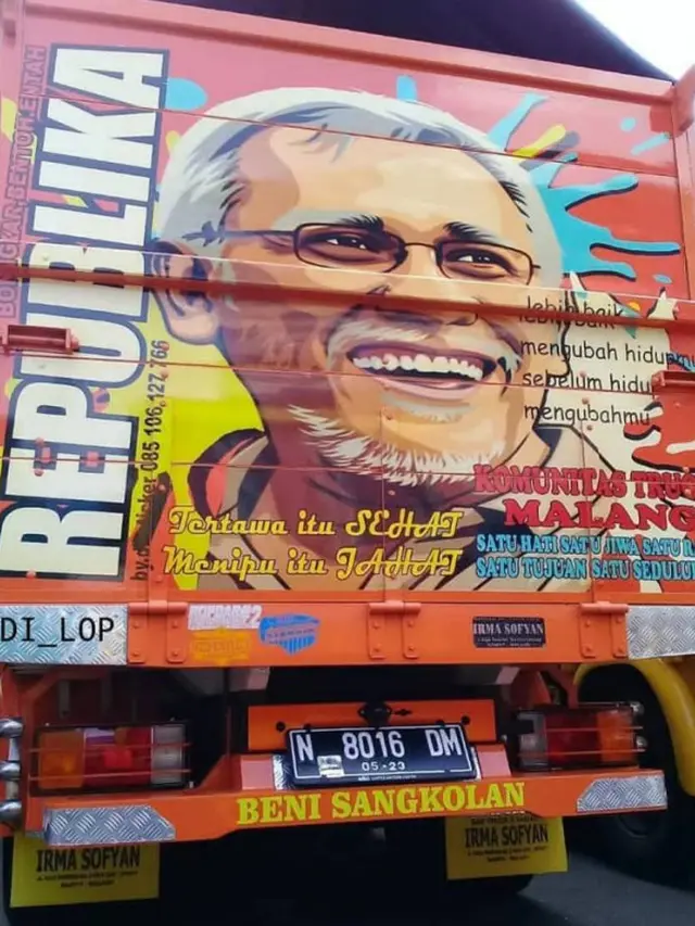 Gambar Artis di Belakang Truk Ini Bikin Tepuk Jidat, Terbaru Chef Renatta