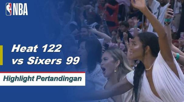 Dwyane Wade membukukan 30 poin, tiga rebound dan tiga assist saat Miami mengalahkan Philadelphia.