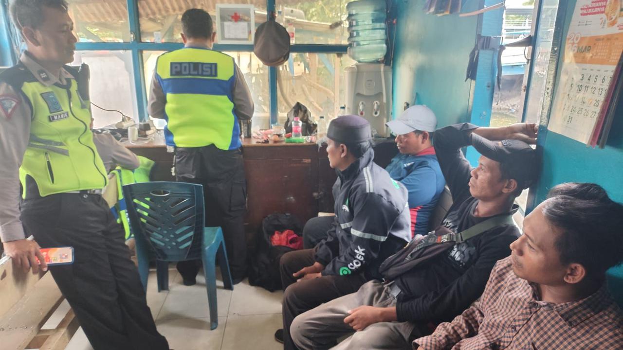 Viral! Calon Penumpang Ditawari Tiket Bus Naik 100 Persen, Polisi Tangkap 4 Calo di Eks Terminal Terboyo