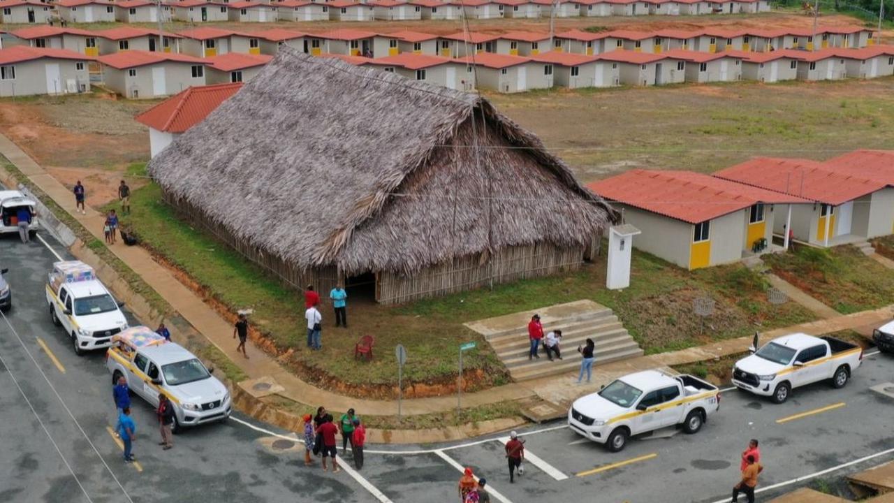 Menurut pihak berwenang setempat mengatakan, kepergian para penduduk dari pulau itu merupakan proses perpindahan manusia pertama di Amerika Latin yang disebabkan perubahan iklim. Foto: Presidencia de Panama/Handout via REUTERS<br>