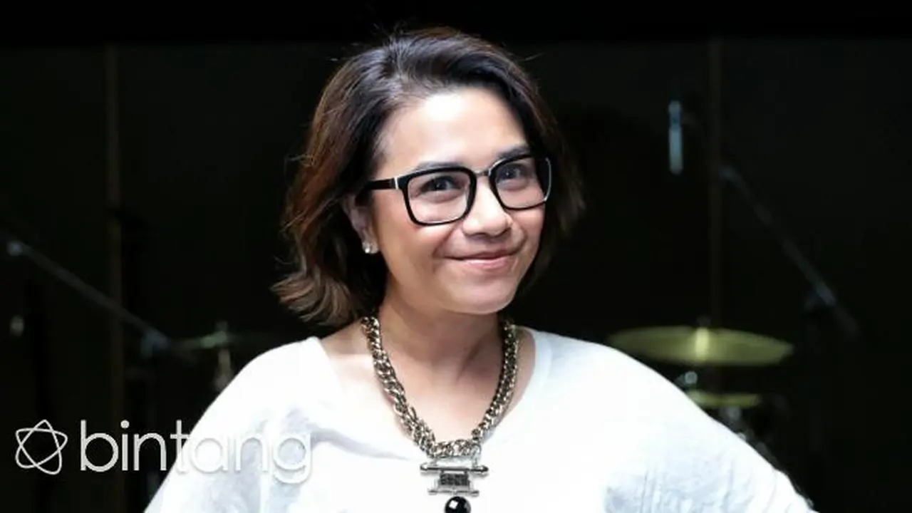 Ruth Sahanaya