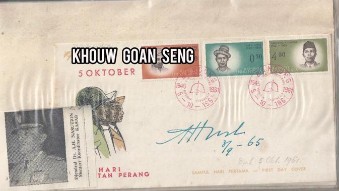 Salah satu koleksi perangko sampul hari pertama Khouw Goan Seng alias Ganda Sularko yang ditandatangani oleh Jenderal Dr. A.H. Nasution. (Foto: Dok. Pribadi Khouw Goan Seng).
