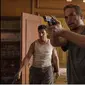 Adegan Brick Mansions tayang Bioskop Trans TV hari ini 25 Maret 2022 (Foto: Europacorp/TransFilm/ Via imdb.com)