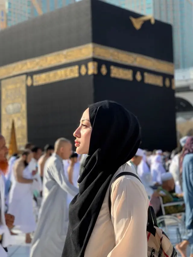 6 Pesona Margin Winaya, Wanita yang Dikabarkan dekat dengan Ali Syakieb