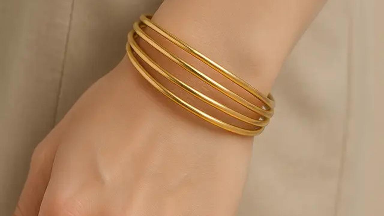 7 Model Gelang Geometris dengan Desain Kontemporer dan Kekinian