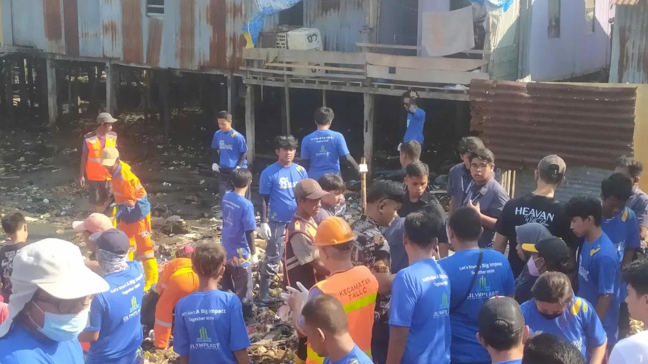 Alamsyah mengaku sampah yang diangkut dari kegiatan Clean Pandawara Grup bisa mencapai 200 ton.<br>