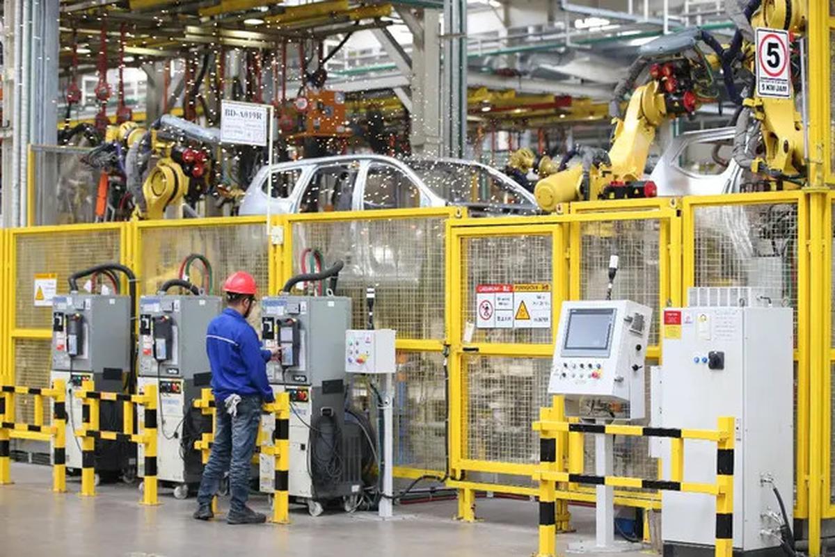 Wuling Jadi Satu-satunya Pabrikan Mobil Tiongkok dengan Pabrik Lengkap di Indonesia