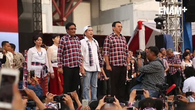 Paslon gubernur dan wakil gubernur DKI Jakarta, Ahok-Djarot menyampaikan ucapan terima kasih kepada pendukungnya. Keduanya meminta doa restu agar bisa dipilih kembali memimpin ibu kota.