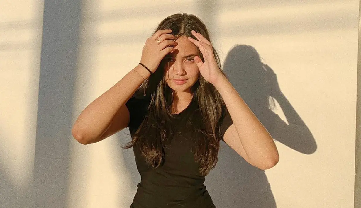 (Instagram/syifahadjureal)