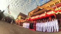 Sejak 2015 para anggota Paskibraka Kabupaten Sumbawa putri sudah mengenakan celana panjang. Sementara baru-baru ini, ada kebijakan yang mengharuskan Paskibraka Nasional 2019 putri bercelana panjang (Foto: Biyan Paskibraka Nasional 2016)