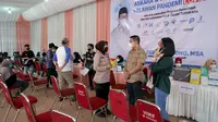 Untuk kedua kalinya PT Askara Group menggelar vaksinasi massal bagi para pekerja dan masyarakat di wilayah Kalimalang, Bekasi, Jawa Barat, Minggu (12/9/2021). (Ist)