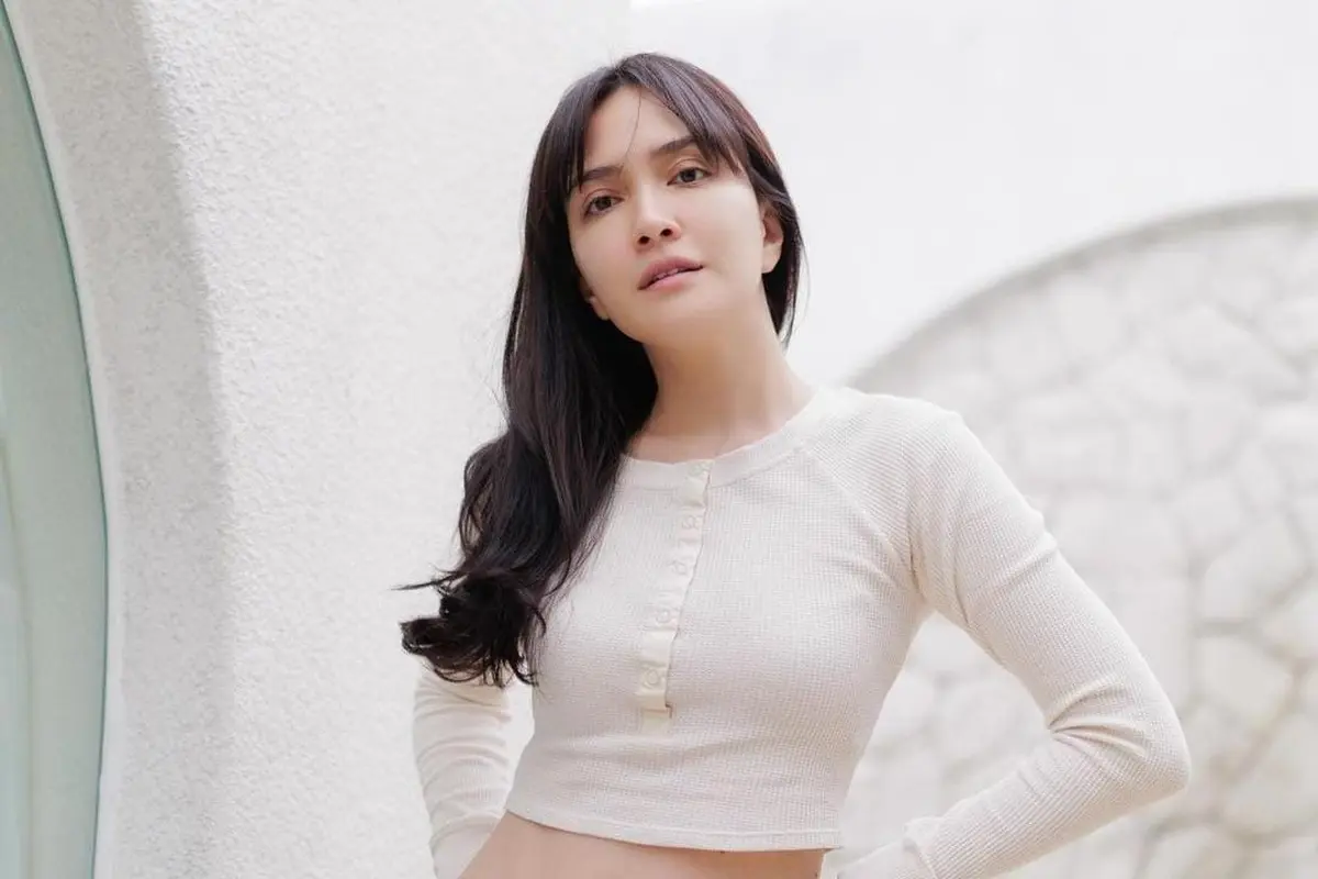 Pesona Shandy Aulia Bak Anak SMA