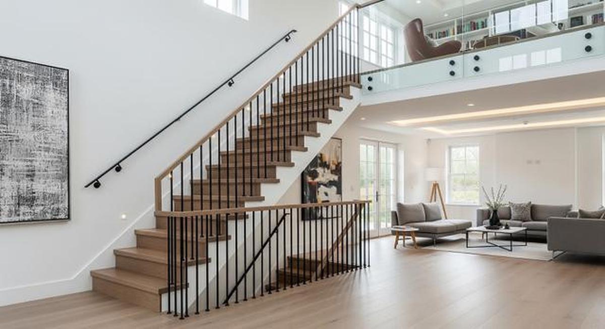 Mau Bangun Rumah Mezzanine? Ini Estimasi Biaya dan Tips Aman agar Tidak Salah Konstruksi