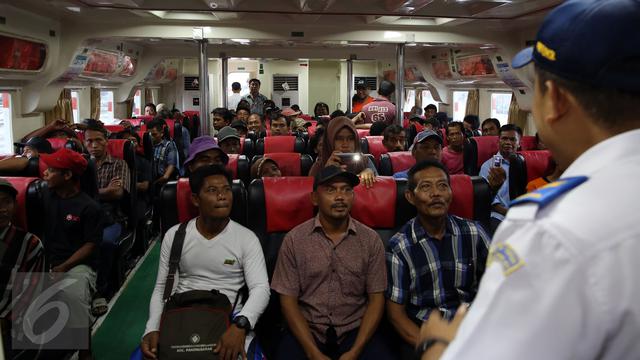 20170110-Kapal KM Express 38 di Pelabuhan Sunda Kelapa-Jakarta