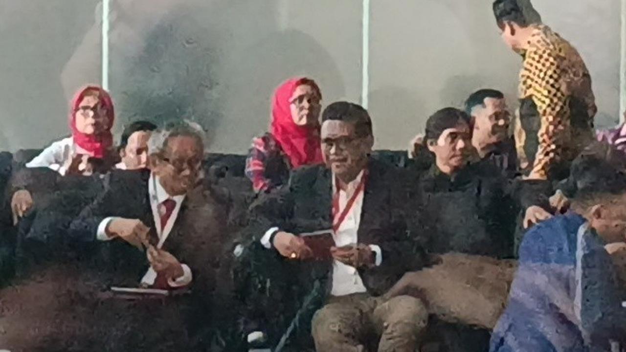 Hasto Kristiyanto Datangi KPK