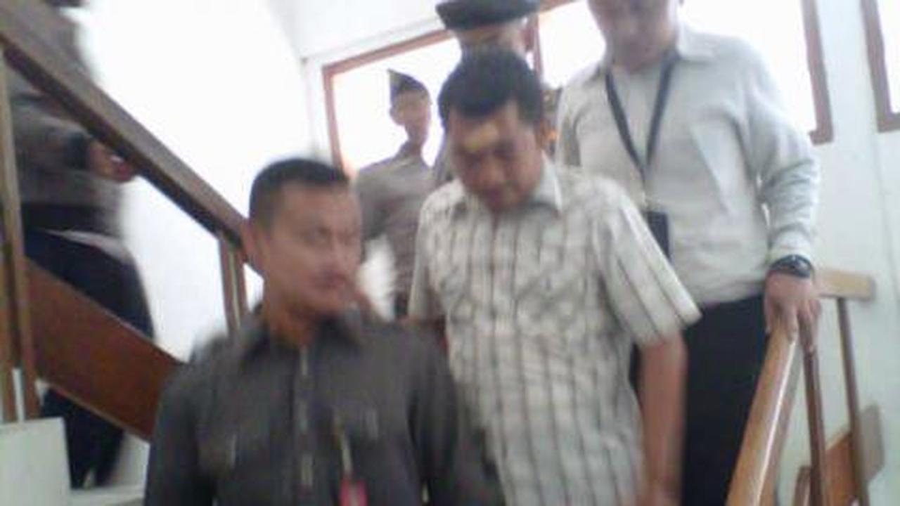Jaksa Sistoyo divonis enam tahun penjara