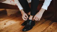 Sempurnakan Gaya Profesional dengan Pantofel Hitam Pria Tali, Ini Rekomendasinya