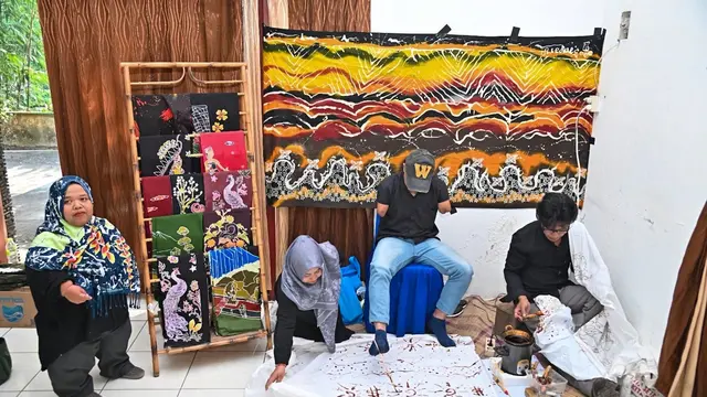 Batik Shanding pemberdayaan masyarakat di sekitar wilayah operasi pembangkit.