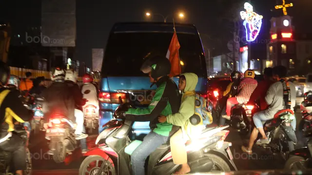 Naik Ojek Online