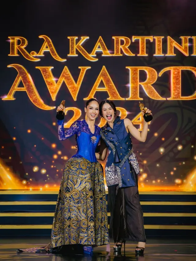 Cinta Laura di RA Kartini Award 2024 (Instagram/claurakiehl)