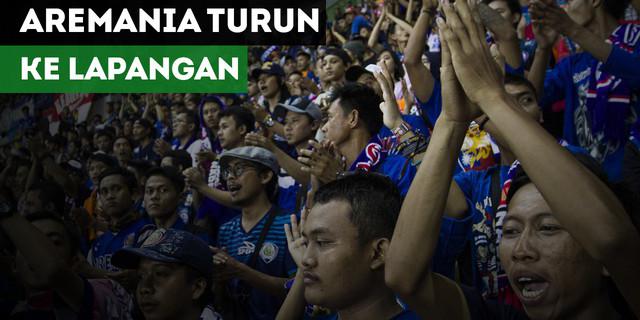 VIDEO: Menang di Laga Kandang Terakhir, Aremania Turun ke Lapangan
