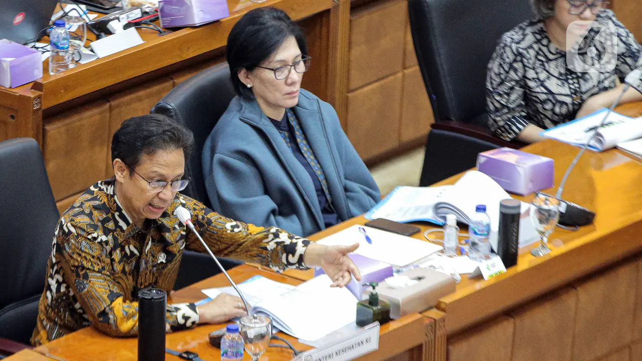 Menteri Kesehatan Budi Gunadi Sadikin Bersama DPR Bahas Strategi Kesehatan Tahun 2023