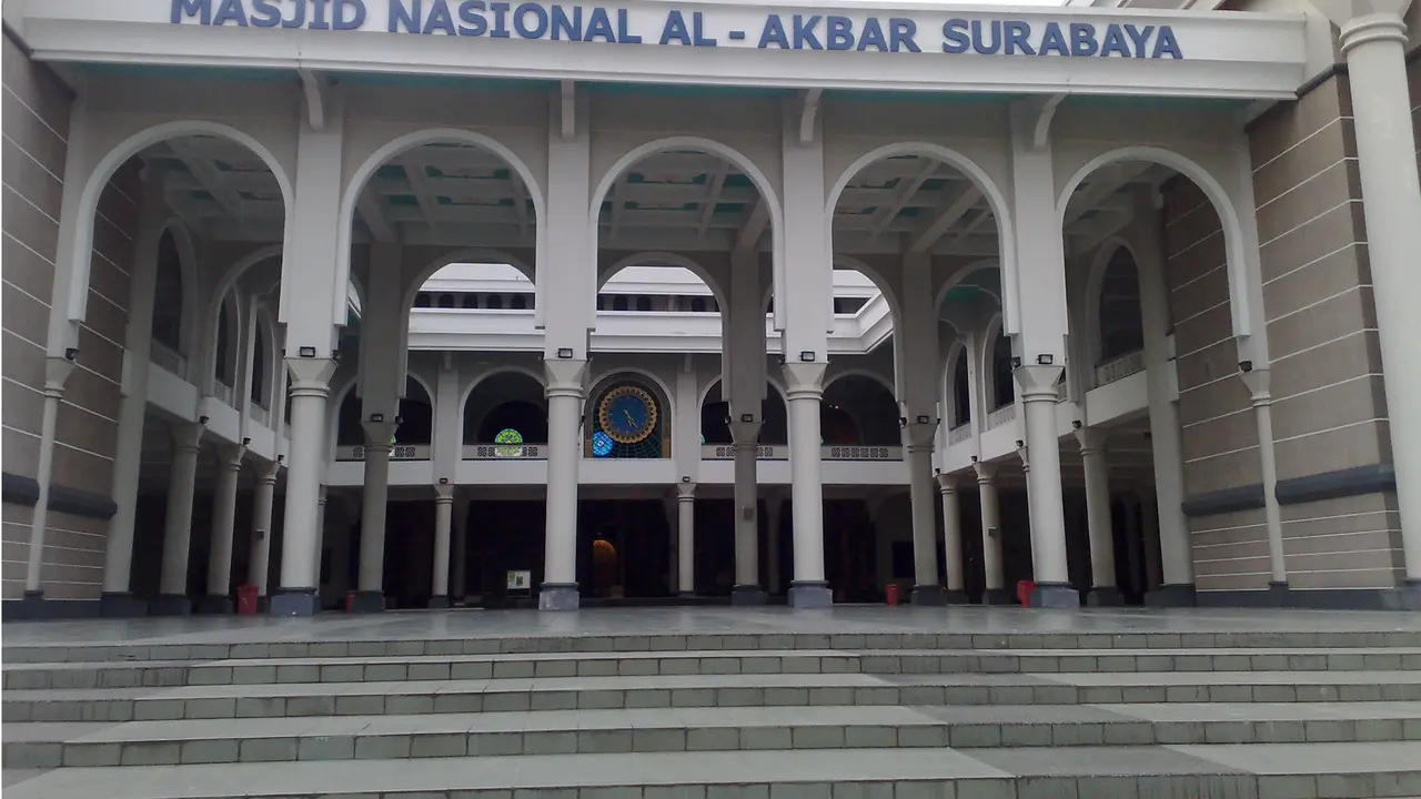 Masjid Nasional Al Akbar Surabaya