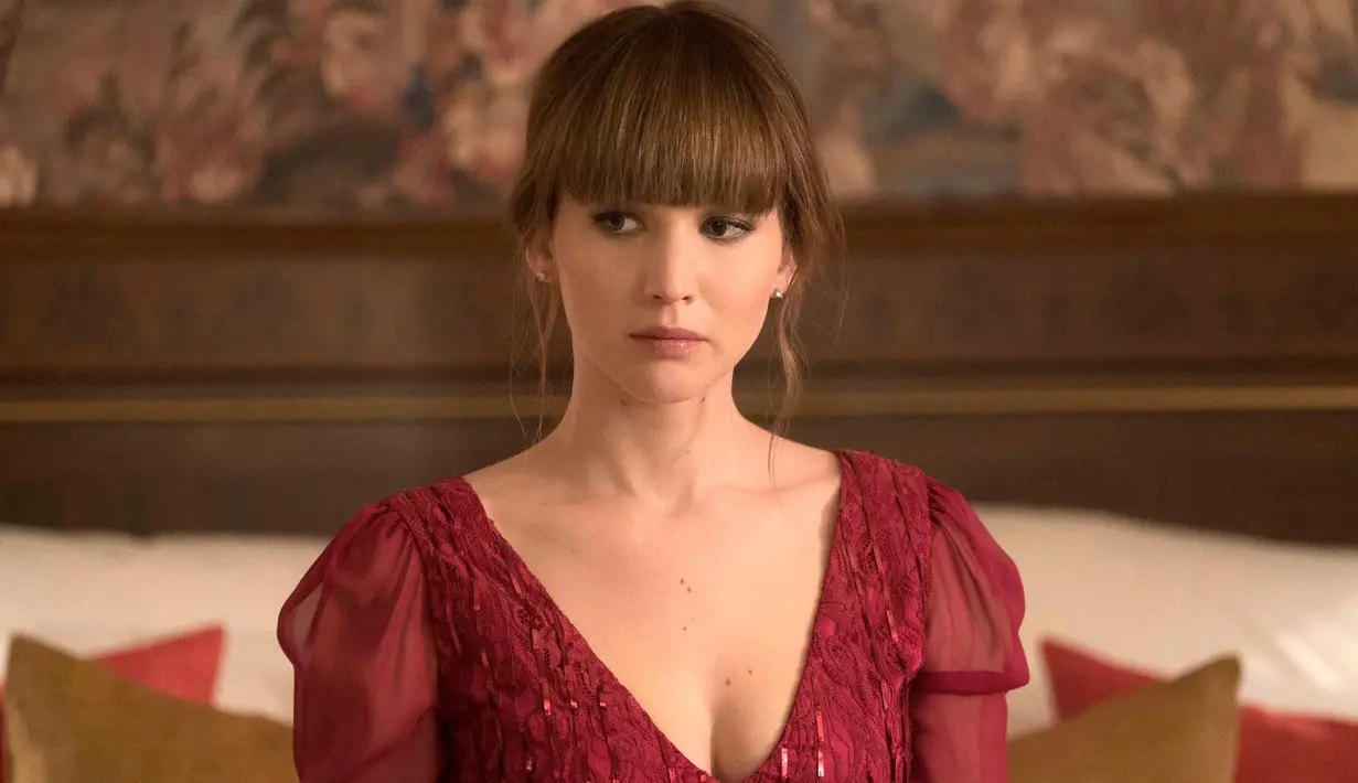 Aktris Jennifer Lawrence saat beradegan di film terbarunya terbarunya "Red Sparrow." Red Sparrow ditayangkan perdana di Newseum di Washington, D.C. pada tanggal 15 Februari 2018. (Murray Close/Twentieth Century Fox via AP)