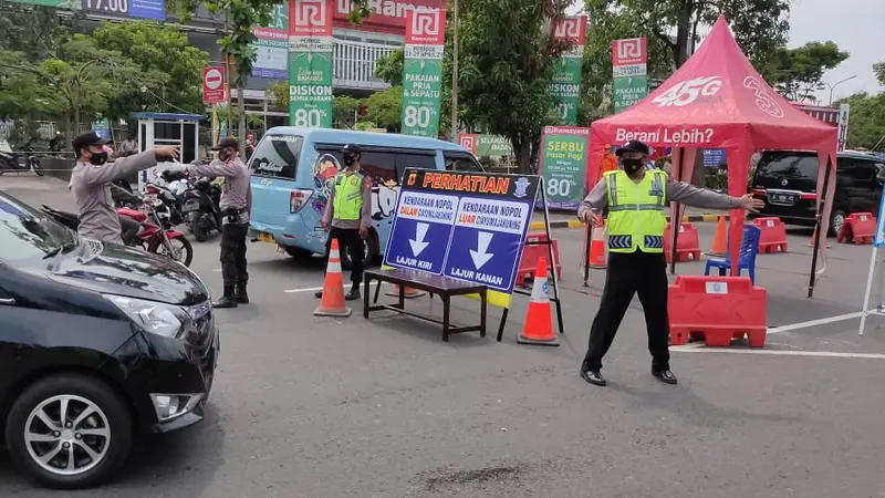 Hari Pertama Larangan Mudik