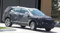 Calon model terbaru Chevrolet Trax mulai diuji. (Carscoops)