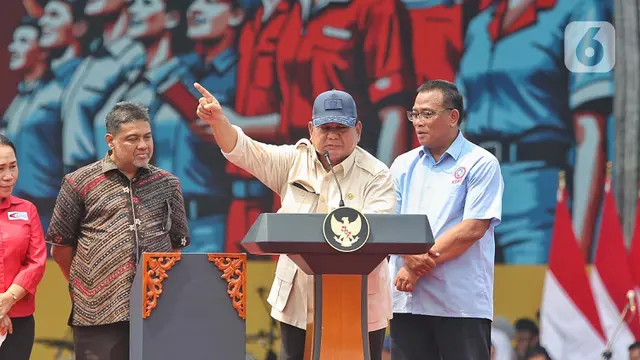 Momen Presiden Prabowo Hadiri Perayaan Hari Buruh Internasional di Monas