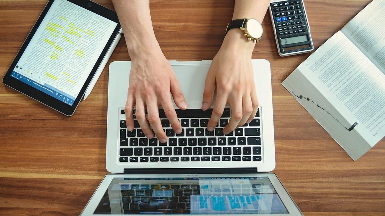 Cara Ceklis di Excel dengan Simbol