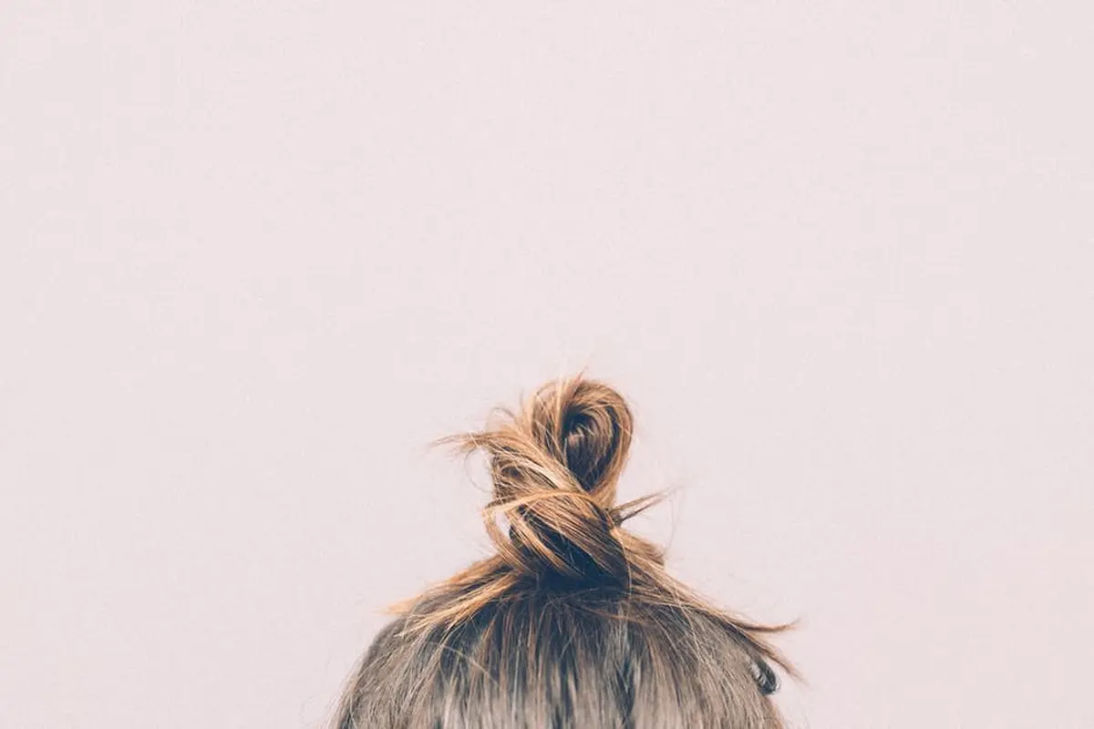 4 Gaya Rambut Hair Bun yang Mudah untuk Ditiru