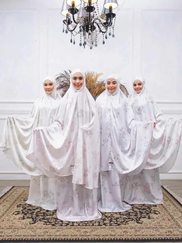 Tips Berpakaian yang Nyaman dari Oki Setiana Dewi bagi Muslimah yang Aktif