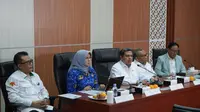 Konferensi pers Badan Penyelenggara Jaminan Produk Halal (BPJPH) dengan Badan Pengawas Obat dan Makanan (BPOM) terkait pengawasan produk halal di bidang obat dan makanan. (Dok BPJPH)