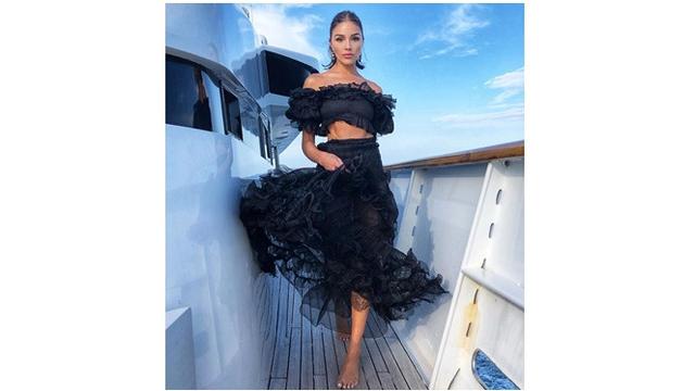 Pesona Olivia Culpo, Perempuan Paling Seksi di Tahun 2019