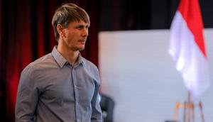 Cesar Meylan diperkenalkan di Hotel Mulia, Jakarta, Selasa (13/1/2026). (Bola.com/Bagaskara Lazuardi)