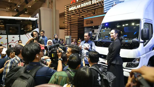 Mitsubishi Fuso resmi luncurkan truk listrik eCanter di GIIAS 2024. (Dok. KTB)