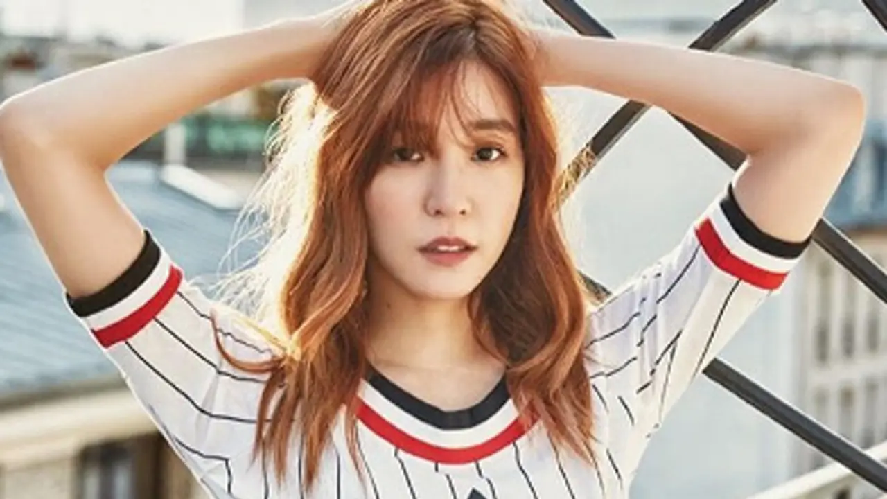 [Bintang] Tiffany SNSD Bongkar Tips Rahasia Kulit Mulus dan Tubuh Ideal